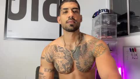 Myke esthetic online show from 10-06-25, 07:17