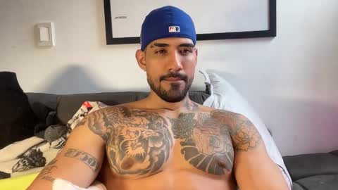 Myke esthetic online show from 10-11-25, 08:18