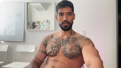 Snapshot of myke_esthetic chatting on 06-12-26, 01:54 Myke esthetic online show from 06-12-26, 01:54