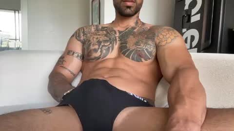 Myke esthetic online show from 07-12-26, 09:39