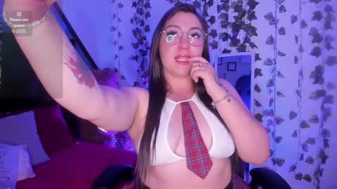 Snapshot of myla_mayfield chatting on 09-28-25, 11:48 Myla online show from 09-28-25, 11:48