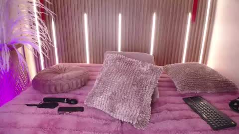 Myla  online show from 03-26-26, 03:34