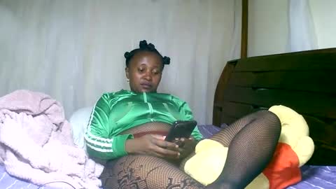 linda online show from 02-15-25, 04:23