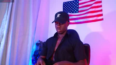 Snapshot of mylowallacee chatting on 11-01-25, 12:23 Mylo Wallace online show from 11-01-25, 12:23