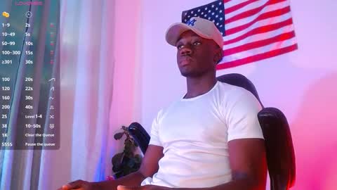 Snapshot of mylowallacee chatting on 11-12-25, 07:57 Mylo Wallace online show from 11-12-25, 07:57