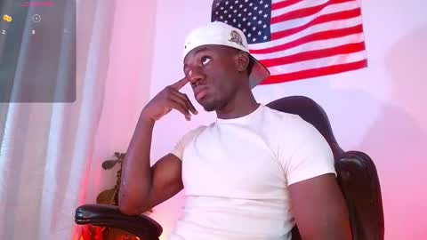 Snapshot of mylowallacee chatting on 11-20-25, 08:19 Mylo Wallace online show from 11-20-25, 08:19