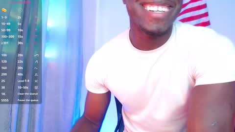 Snapshot of mylowallacee chatting on 12-02-25, 07:53 Mylo Wallace online show from 12-02-25, 07:53