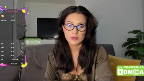 hey its Mel online show from 10-07-25, 08:00