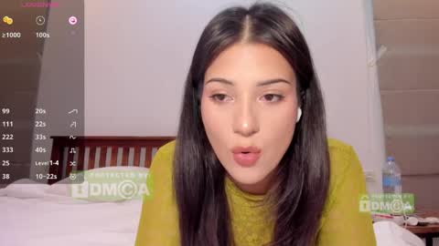 Snapshot of mymelisa chatting on 05-08-26, 02:33 hey its Mel online show from 05-08-26, 02:33