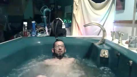 Snapshot of mymouththebest chatting on 11-19-25, 11:43 Jay sexxythikk Coonass online show from 11-19-25, 11:43