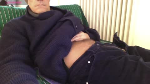 Bi sexy guy lovense hush is on private is open or password show tip if you like. online show from 02-21-25, 09:24