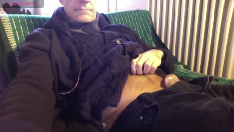 Bi sexy guy lovense hush is on private is open or password show tip if you like. online show from 03-07-26, 06:54