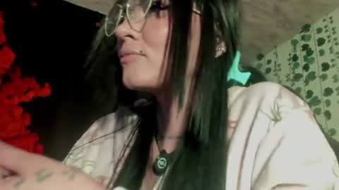 Snapshot of myomi_nix chatting on 07-24-26, 03:04 myomi online show from 07-24-26, 03:04