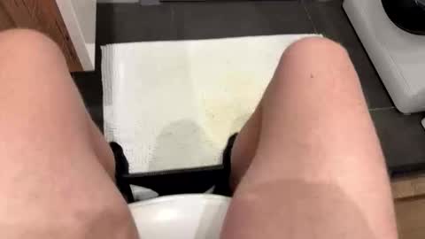 Snapshot of mypleasure001 chatting on 11-02-25, 09:28 Ricky online show from 11-02-25, 09:28