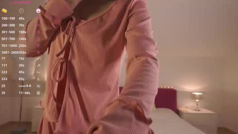 Greta online show from 10-28-25, 06:21