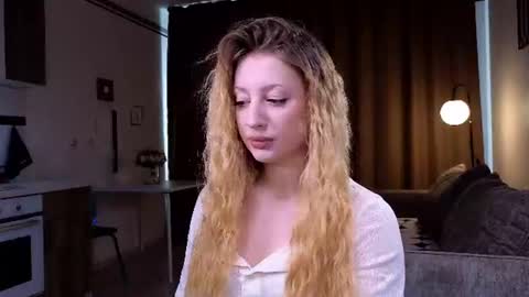 Snapshot of mysmila chatting on 07-03-26, 01:06 mysmila online show from 07-03-26, 01:06