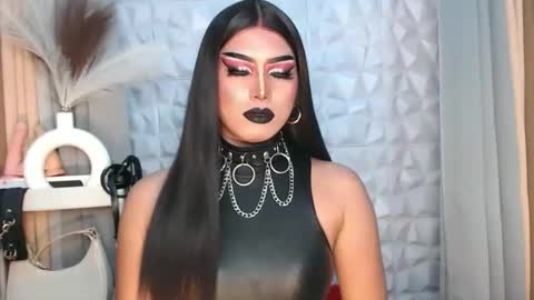 Snapshot of mysterious_diva chatting on 09-10-25, 04:56 SUPPORT GODDESS TRISHA AND DONT FORGET TO FOLLOW ME online show from 09-10-25, 04:56