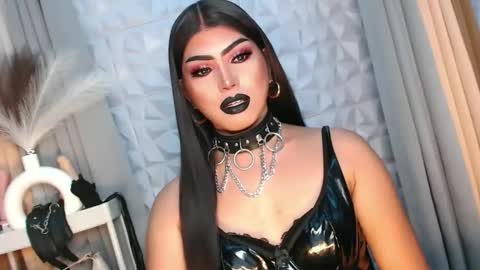 Snapshot of mysterious_diva chatting on 09-17-25, 06:53 SUPPORT GODDESS TRISHA AND DONT FORGET TO FOLLOW ME online show from 09-17-25, 06:53