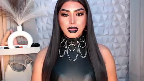 Snapshot of mysterious_diva chatting on 09-26-25, 04:44 SUPPORT GODDESS TRISHA AND DONT FORGET TO FOLLOW ME online show from 09-26-25, 04:44