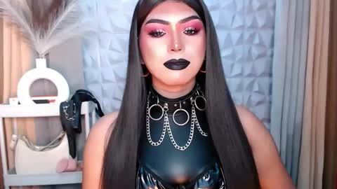 Snapshot of mysterious_diva chatting on 10-25-25, 11:32 SUPPORT GODDESS TRISHA AND DONT FORGET TO FOLLOW ME online show from 10-25-25, 11:32