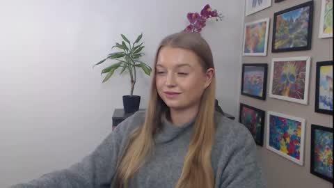 Snapshot of mysteryericax chatting on 01-21-25, 12:50 Erica online show from 01-21-25, 12:50