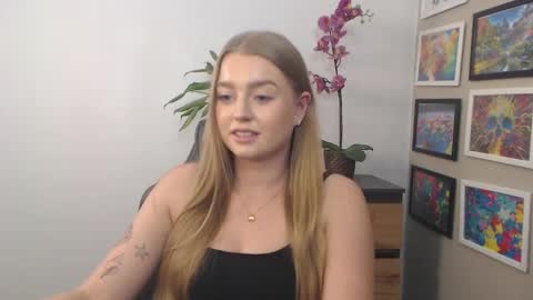 Snapshot of mysteryericax chatting on 03-07-25, 12:01 Erica online show from 03-07-25, 12:01