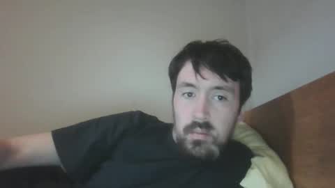 Snapshot of mysteryguy1990 chatting on 09-24-25, 01:25 mysteryguy1990 online show from 09-24-25, 01:25