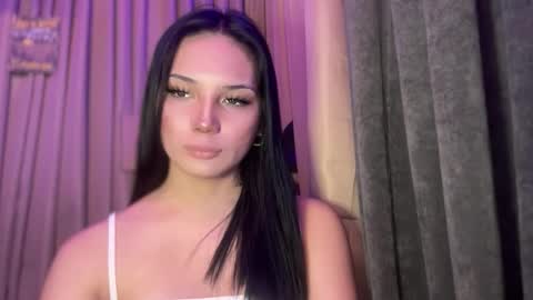 UR GIRL NEXTDOOR online show from 04-17-26, 09:12