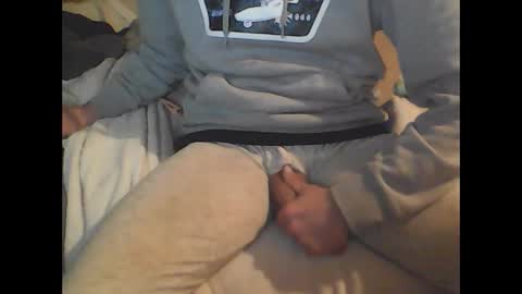 Snapshot of mysteryrock chatting on 03-05-25, 12:33 mysteryrock online show from 03-05-25, 12:33