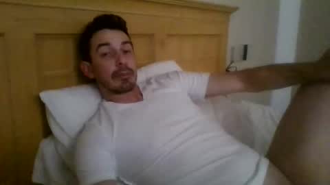 Snapshot of mysteryrock chatting on 02-01-26, 10:19 mysteryrock online show from 02-01-26, 10:19