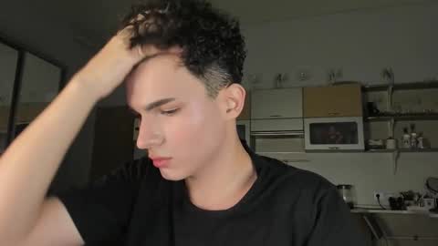 Snapshot of mystic_evan chatting on 09-13-25, 11:37 Evan Brown online show from 09-13-25, 11:37