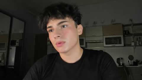 Snapshot of mystic_evan chatting on 10-08-25, 10:40 Evan Brown online show from 10-08-25, 10:40