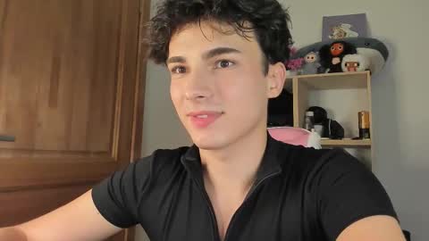 Snapshot of mystic_evan chatting on 10-13-25, 10:32 Evan Brown online show from 10-13-25, 10:32