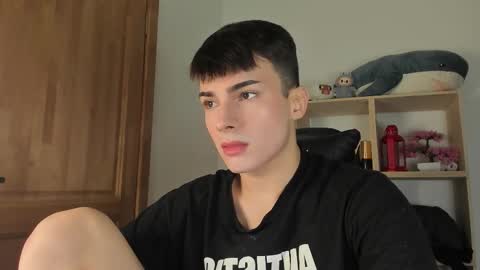 Snapshot of mystic_evan chatting on 11-02-25, 11:40 Evan Brown online show from 11-02-25, 11:40