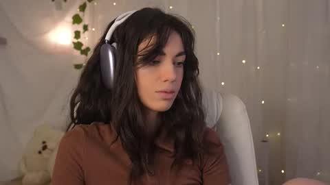 MILLI online show from 10-28-25, 10:08