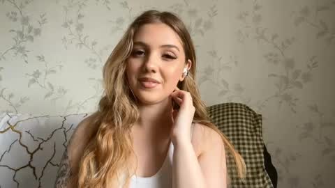 Anna online show from 04-20-26, 05:54