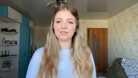 Anna online show from 04-22-26, 06:27