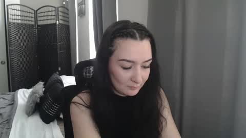 MysticMuse online show from 02-18-25, 05:21