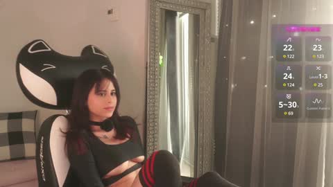 Snapshot of mysticxkitty chatting on 01-05-25, 06:13 Kamile Get to know me better Subscribe to my OnlyFans Mysticxkitty online show from 01-05-25, 06:13
