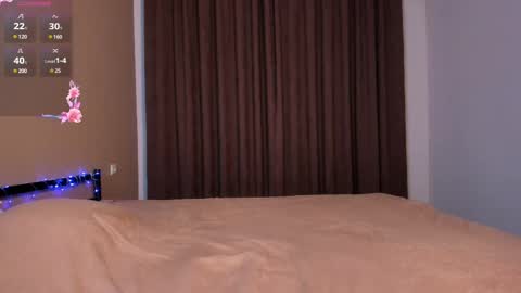 Snapshot of mystique_doll chatting on 02-27-25, 08:31 mystique_doll online show from 02-27-25, 08:31