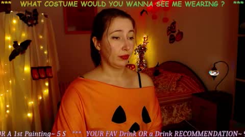 Snapshot of mystydew chatting on 10-30-25, 10:49 MystyDew online show from 10-30-25, 10:49