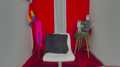   IG belladanielab online show from 12-05-24, 04:53