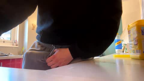 Snapshot of n0facen0case1 chatting on 01-04-25, 11:54 n0facen0case1 online show from 01-04-25, 11:54