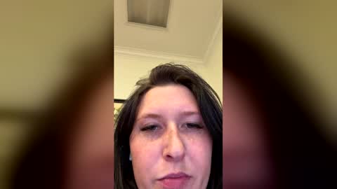 Snapshot of n0rmalgurl chatting on 05-12-26, 07:33 n0rmalgurl online show from 05-12-26, 07:33