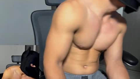 Snapshot of n1h1lv01d chatting on 09-29-25, 01:55 n1h1lv01d online show from 09-29-25, 01:55