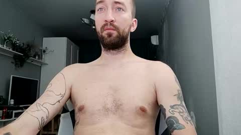 Snapshot of n22day22 chatting on 09-16-25, 10:44 Mr Bigmagnum online show from 09-16-25, 10:44