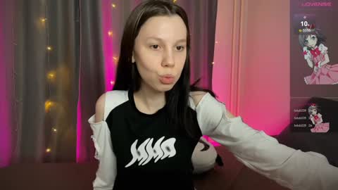 Vanessa and Julia  online show from 01-19-25, 09:45