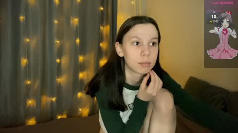 Vanessa and Julia  online show from 02-01-25, 07:34