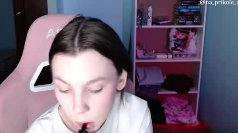 Vanessa and Julia  online show from 03-29-26, 05:13