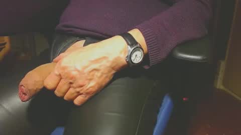 naaapa online show from 02-01-25, 11:06